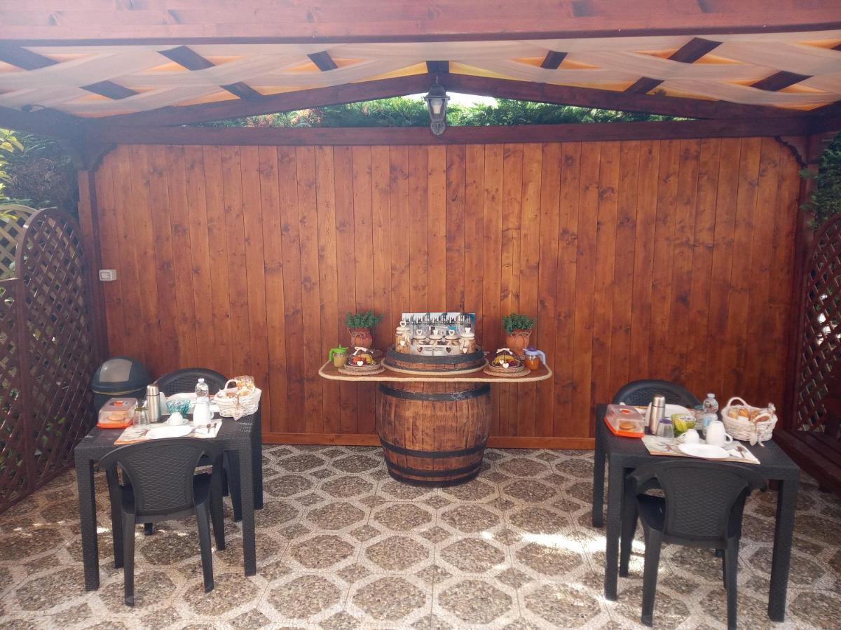 אוג'אנו לה קייזה B&B L'Oasi Del Sole מראה חיצוני תמונה
